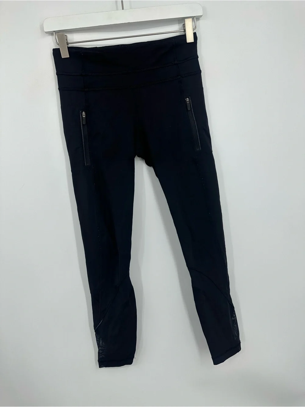 Black Lululemon Leggings Size 4 Gym Workout Training Cropped